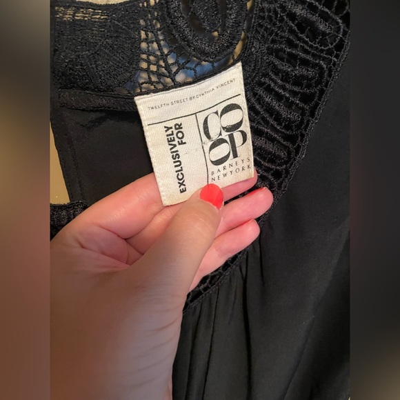 Cynthia Vincent 100% Silk LBD! MAKE AN OFFER! - Picture 3 of 4